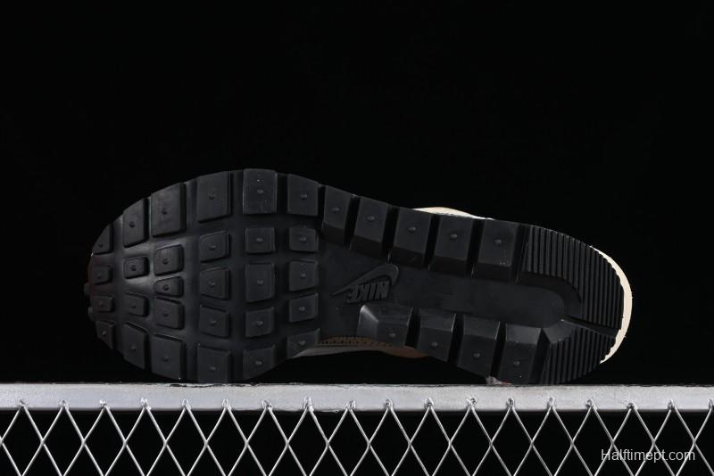 Nike Sacai VaporWaffle 3.0 Fashion-Forward Running Shoes - CV1363-108