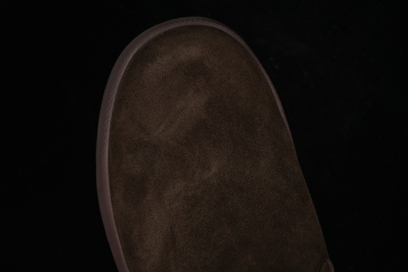 UGG Burleigh Chelsea Winter Boots for Men with Lightweight Anti-Slip Sole and Genuine Wool Leather - 1152050