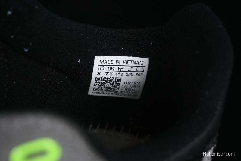 Adidas Originals Campus 00s Retro Casual Sneakers with Chunky Silhouette - IE8349