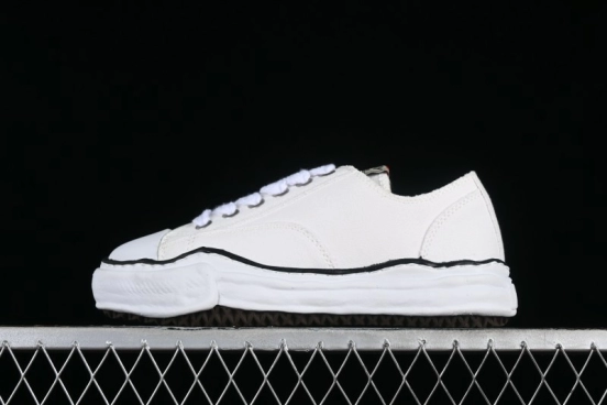 Wayne Original Sole Leather Low Sneaker with Deconstructed Ice Cream Sole - W.E5