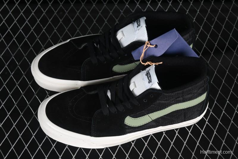 Vans Premium Sk8-Mid Retro Casual Mid-Top Skate Shoes with Checkerboard Design - VN000CQQBLK