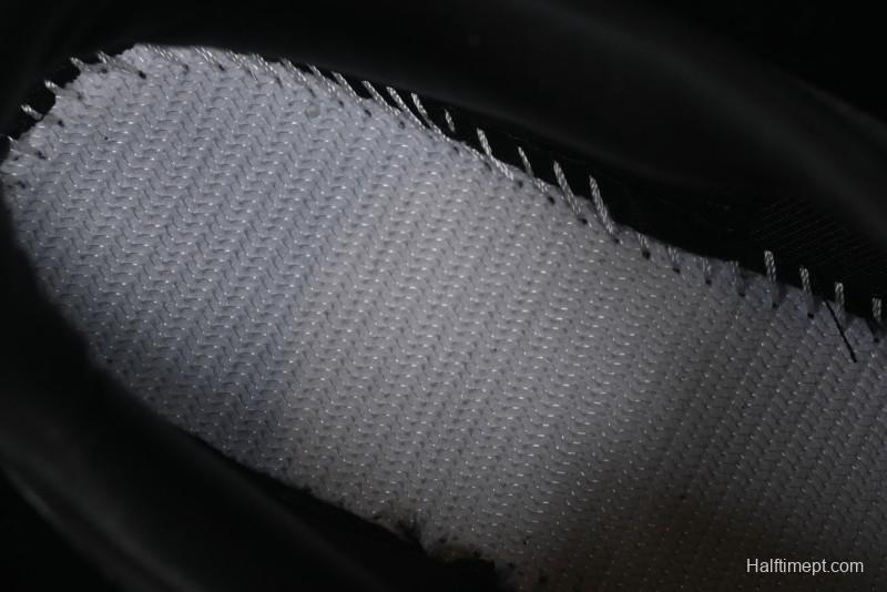 Stone Island Grime Panelled Low-Top Lifestyle Sneakers in Dark Brown - 79FWS0303