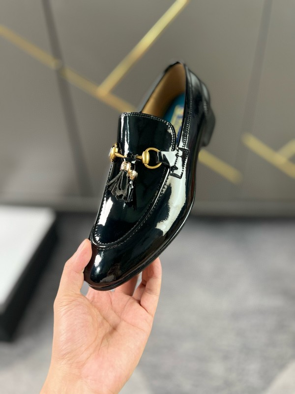 2024 Men Gucci Black Leather Loafer MJ00280