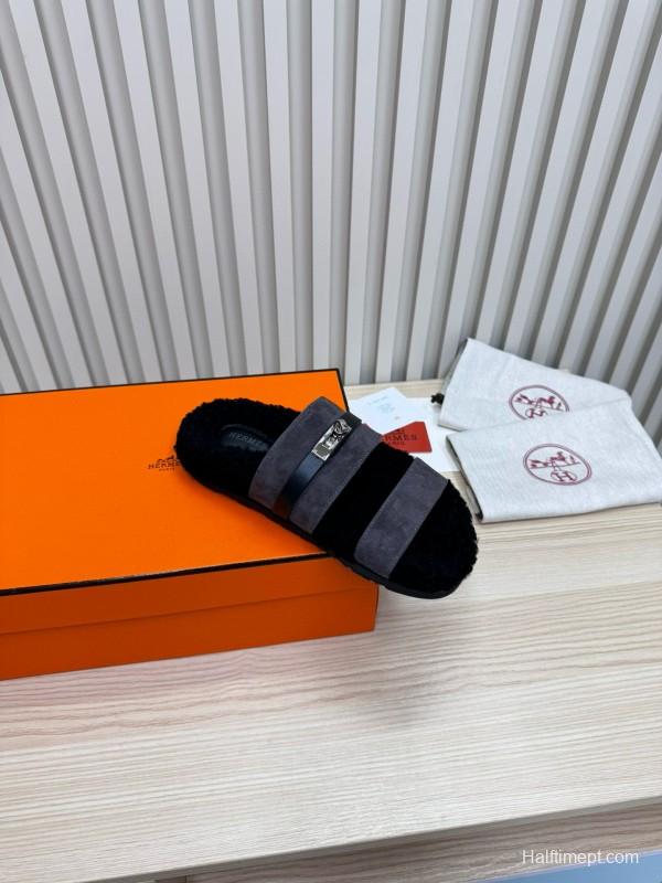 2024 Slippers Hermès Black Grey Shearling Slippers MJ00300