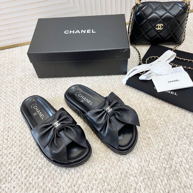 2025 Slippers Chanel Black Leather Slippers