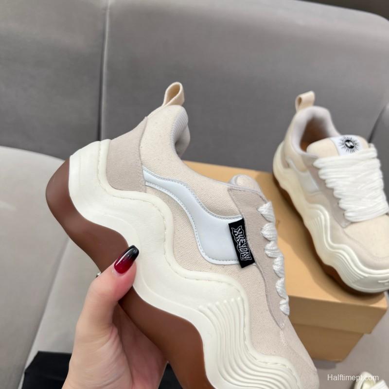 2025 Unisex HEYDAY Beige White Canvas Leather Wave Bread Sneakers KFY00260