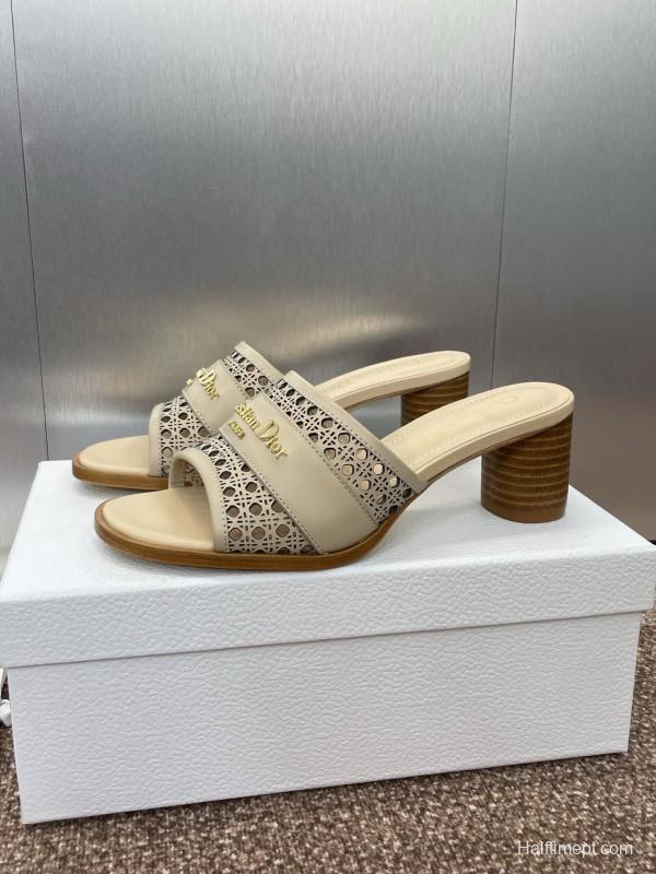 2025 Women Dior Beige Leather Sandals