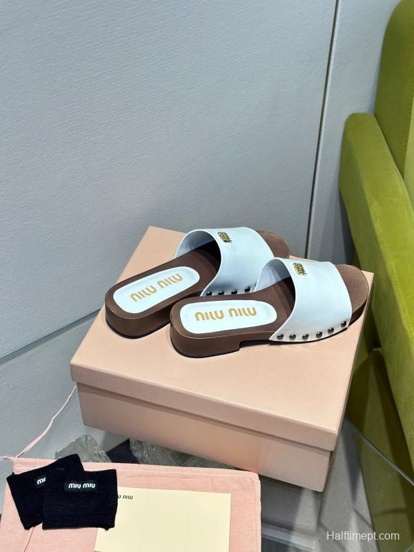 2025 Women Miumiu White Leather Slippers