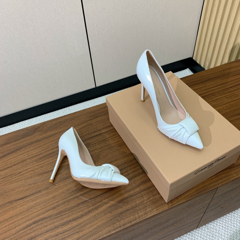 2025 Women Gianvito Rossi White Leather Pumps KFY00300