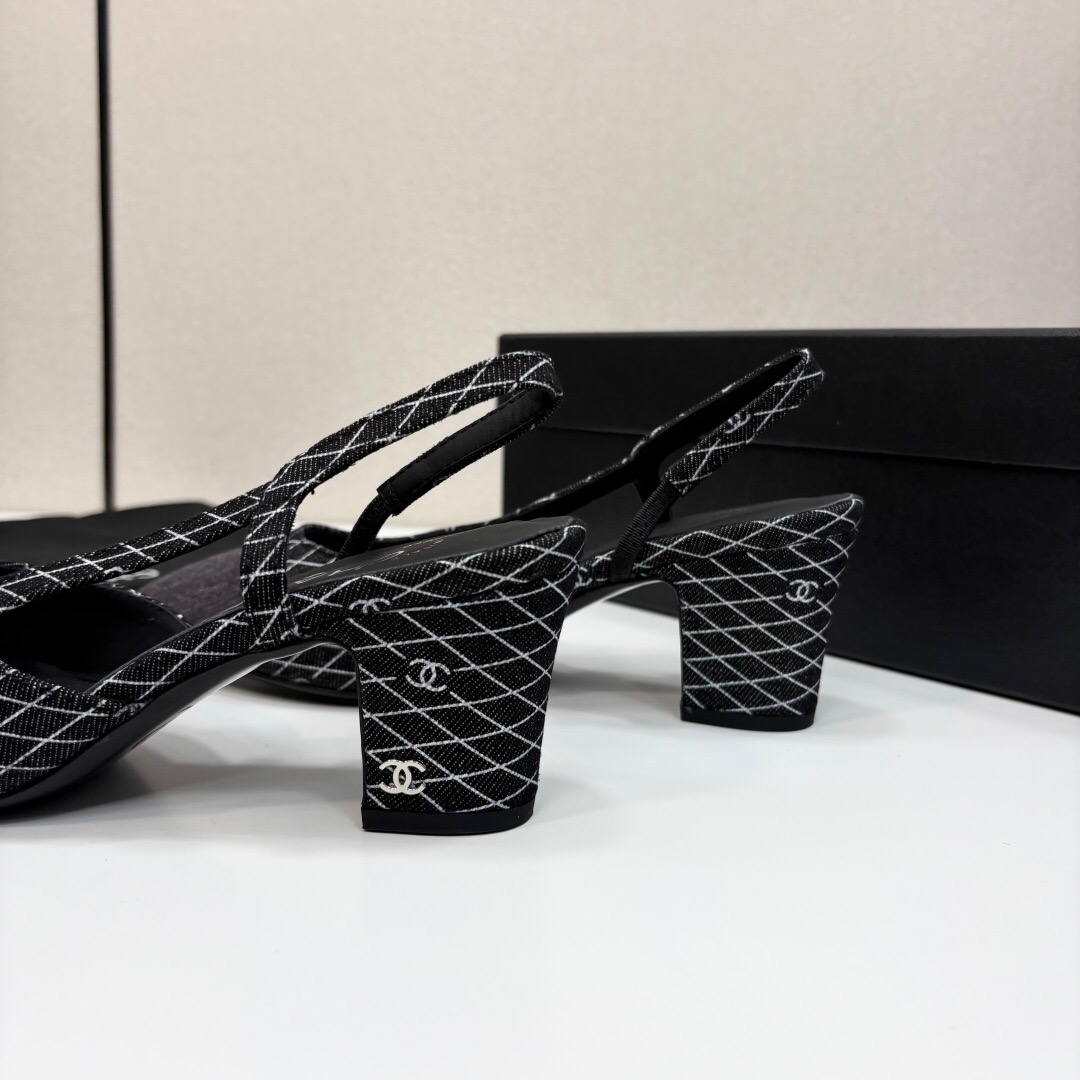 2025 Women Chanel Black White Fabric Slingback Heel LY00240