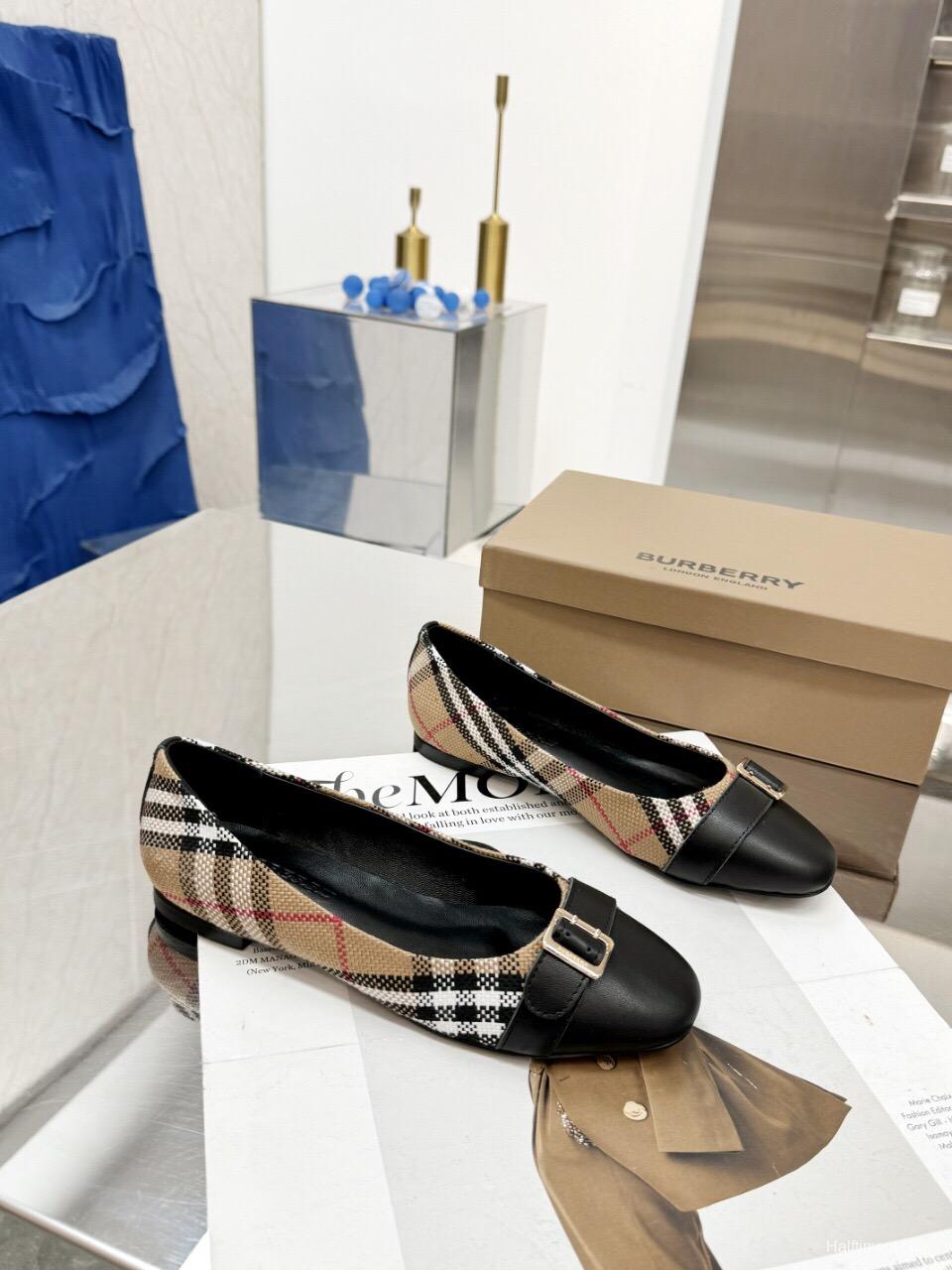2025 Women Burberry Beige Black Fabric Leather Ballet Flats LY00250