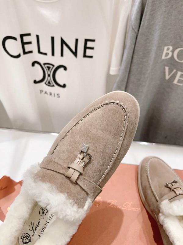 2024 Unisex LP Beige Suede Shearling Loafers MJ00300