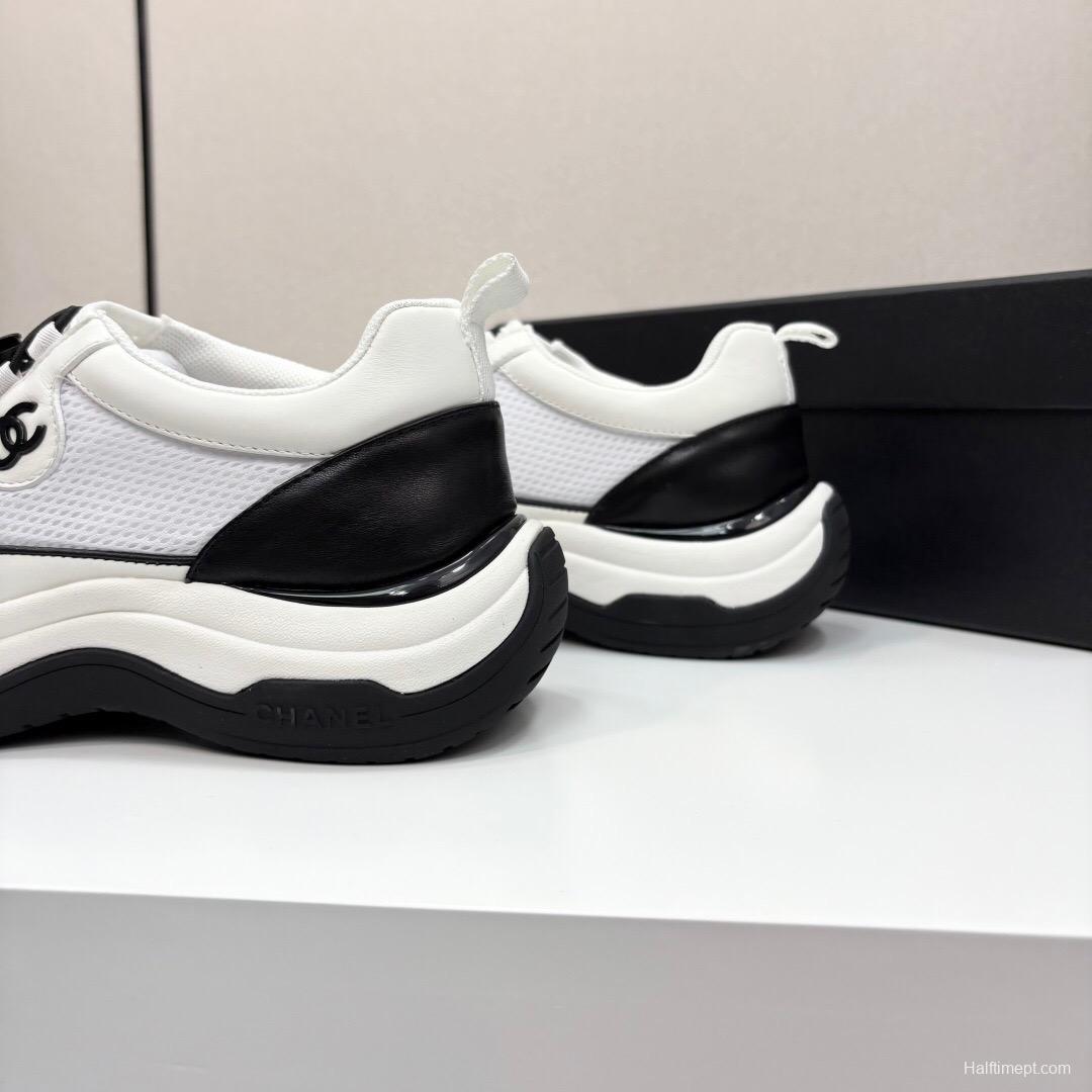 2025 Unisex Chanel White And Black Silk Leather Panda Sneakers With Embroidery Detail CHN2025