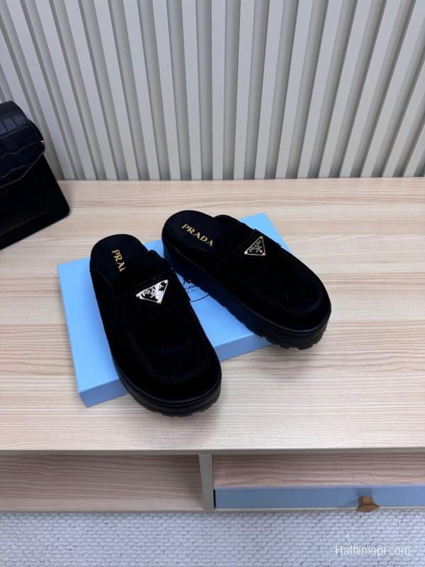 2025 Women Prada Black Suede Loafers Slip-On KFY00280