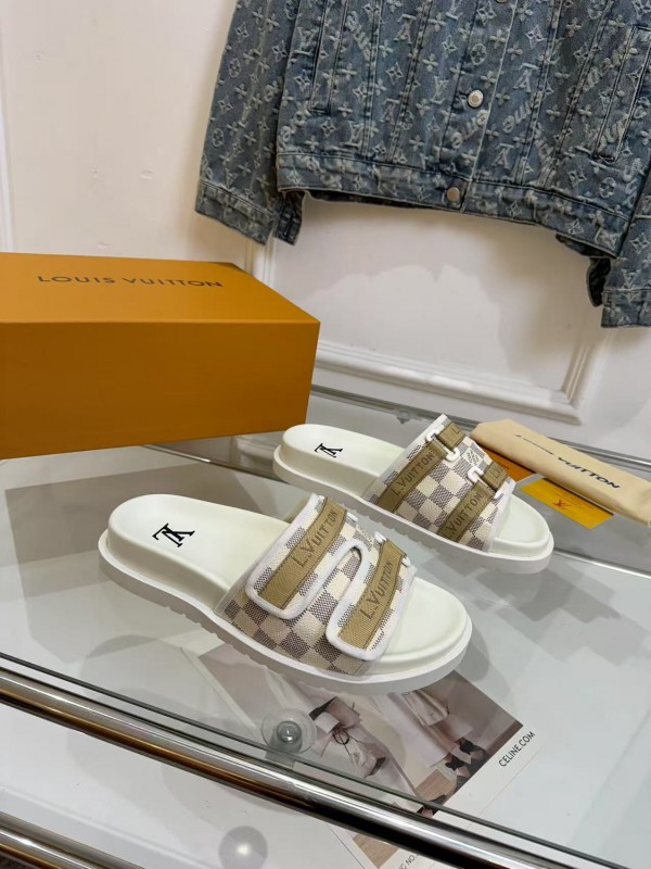 2025 Louis Vuitton White Beige Textile Slippers LY