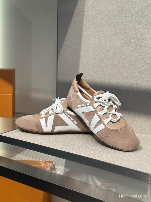 2025 Men Louis Vuitton Beige White Suede Leather Sneakers LY00340