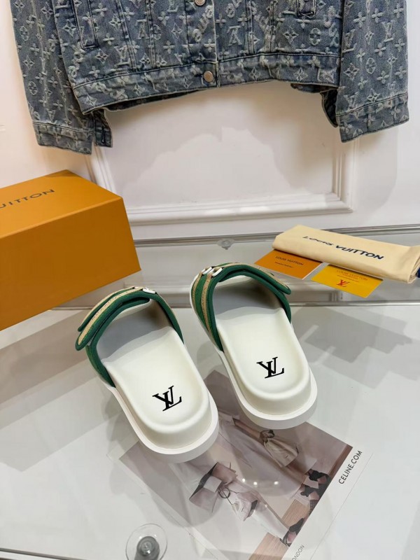 2025 Slippers Louis Vuitton Green White Canvas Slippers LY