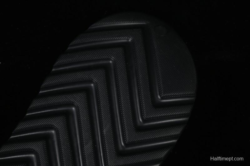 New York Yankees MLB Skipper Slide Summer Casual Sandals - 3ALPS015350BKS