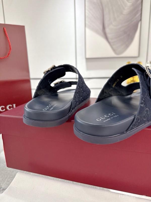 2025 Unisex Gucci Black Leather Fabric Slippers Double G Embossed AS00240