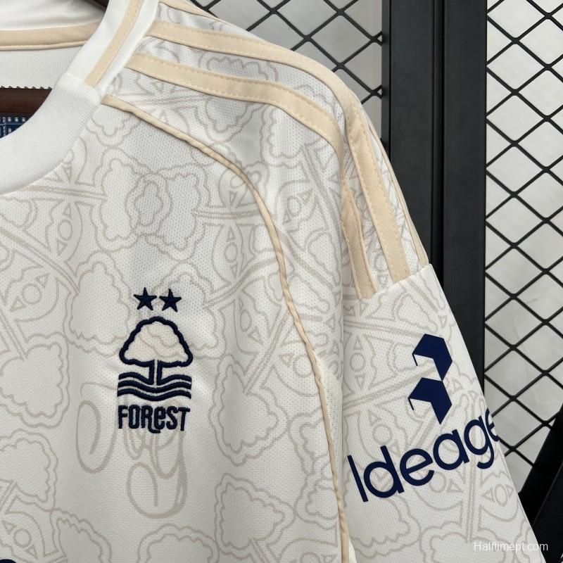 25/26 Nottingham Forest Away Jersey