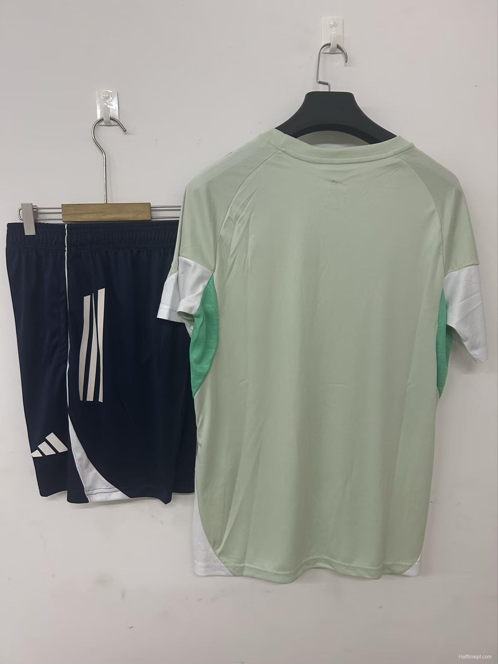25/26 Aston Villa Pre-Match Jersey Light Green+ Shorts