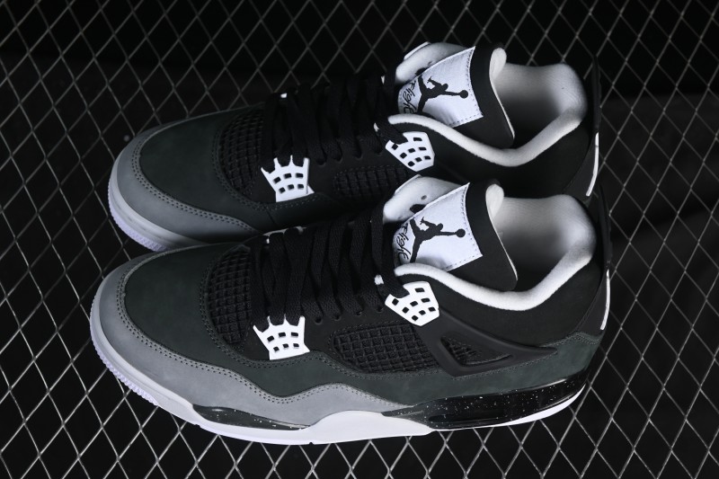 Nike Air Jordan 4 Retro Basketball Shoes with Fear Pack Design - FQ8138-002