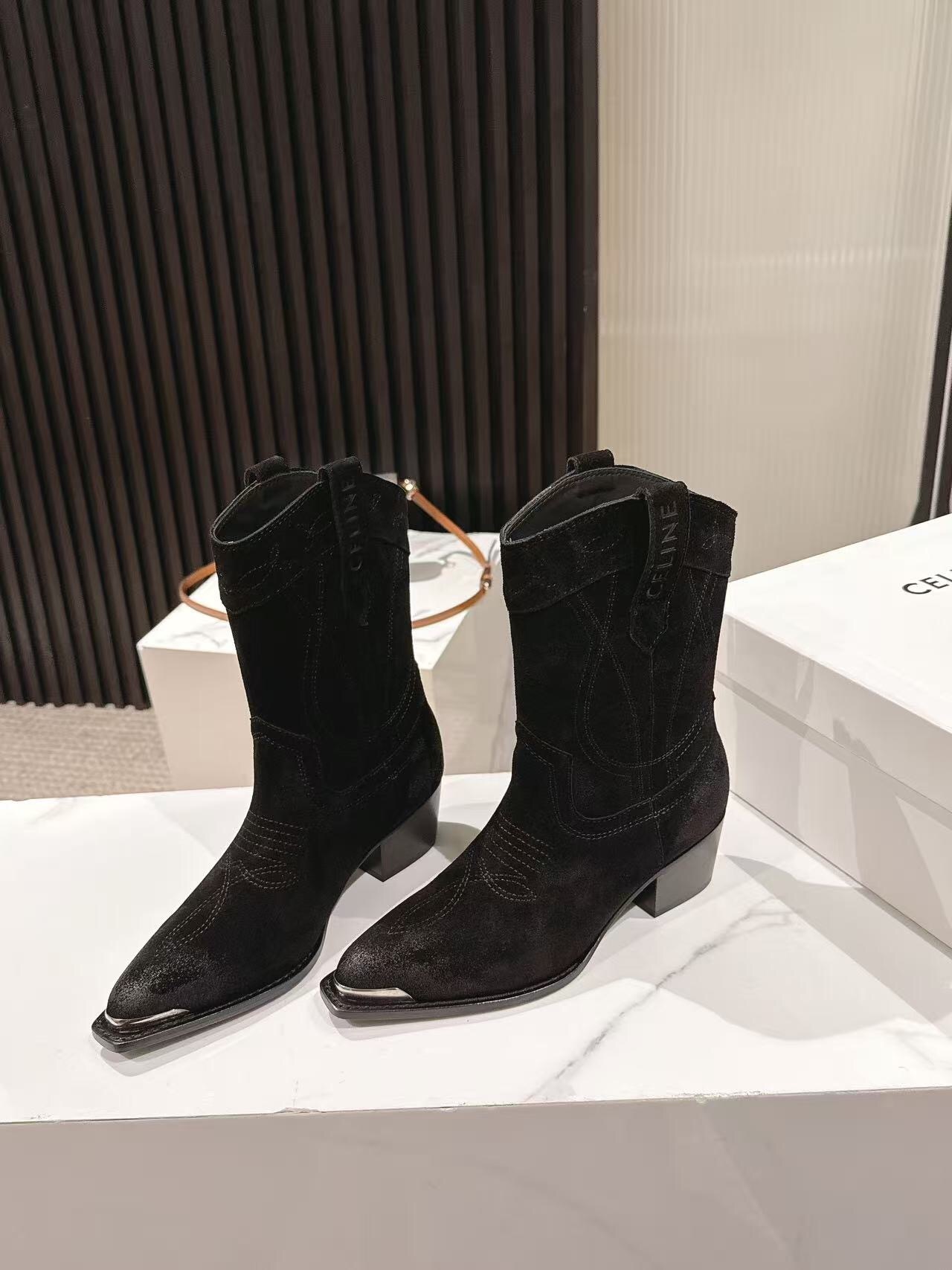 CELINE Fashion Boots 2025 SS Collection with Arch of Triumph Logo - LY00440