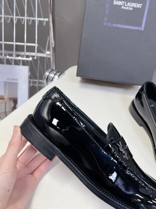 Saint Laurent Classic Loafer Flats - KFY00350