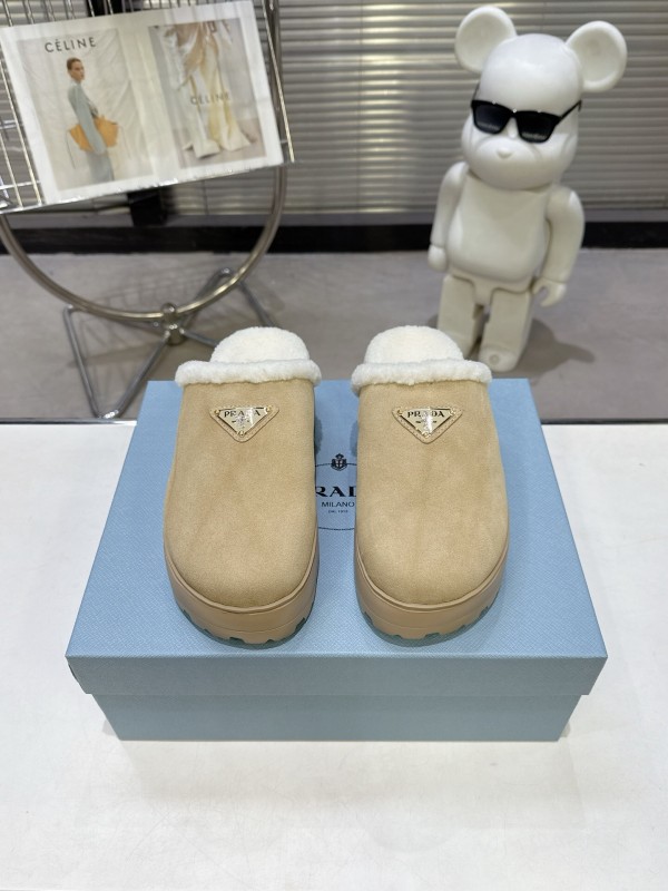Prada 2025 SS Spring Fur Slippers with Rubber Sole - KFY00280