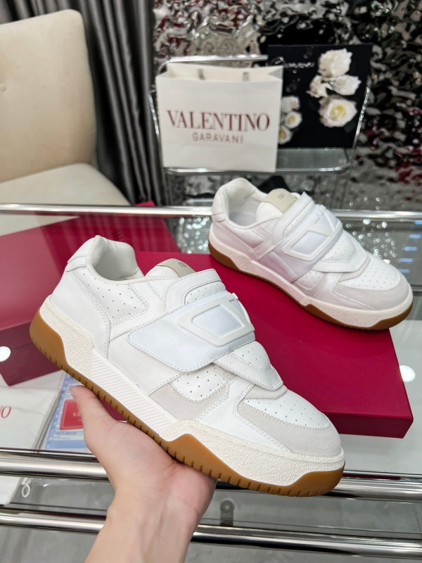 Valentino Joie de Jouer Series Hook-and-Loop Platform Sneakers - AS00360