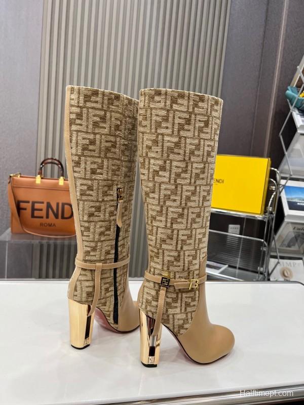 FENDI Delfina Round Toe Boots with FF Buckle - LY00