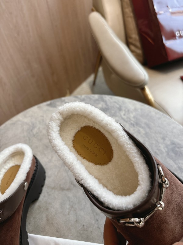 Gucci Shearling Mule with Horsebit Detail - LY00320