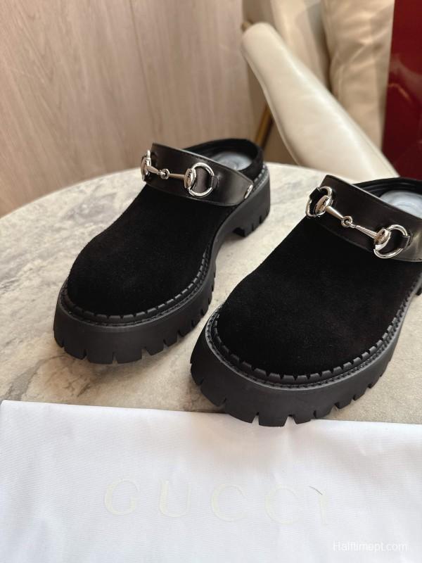 Gucci Women's Mule Shoes with Horsebit Detail - LY00300