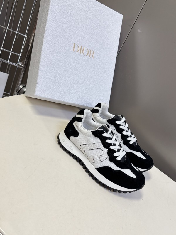 Dior Spring/Summer 2025 Runway Casual Dior B22 Sneakers - KFY00320