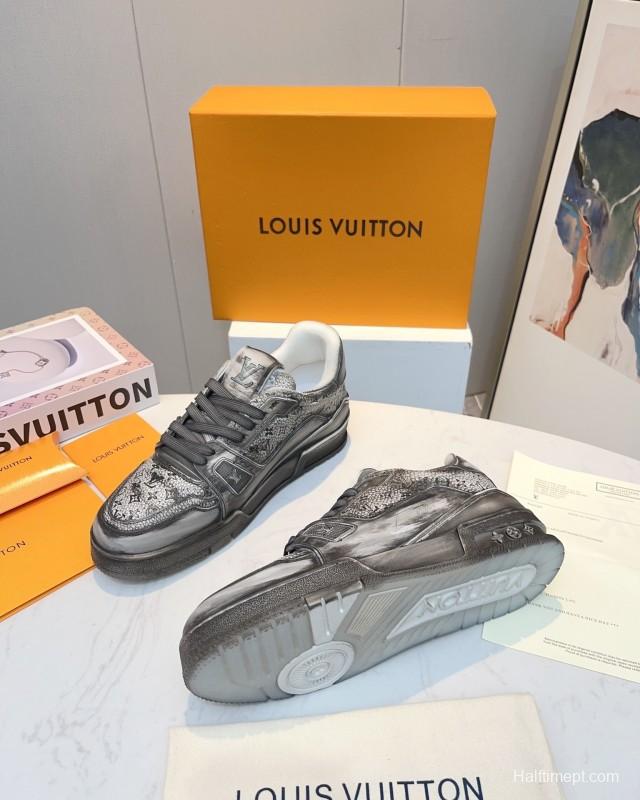 LV Trainer Basketball Series Washed Canvas Sneakers - LY00430