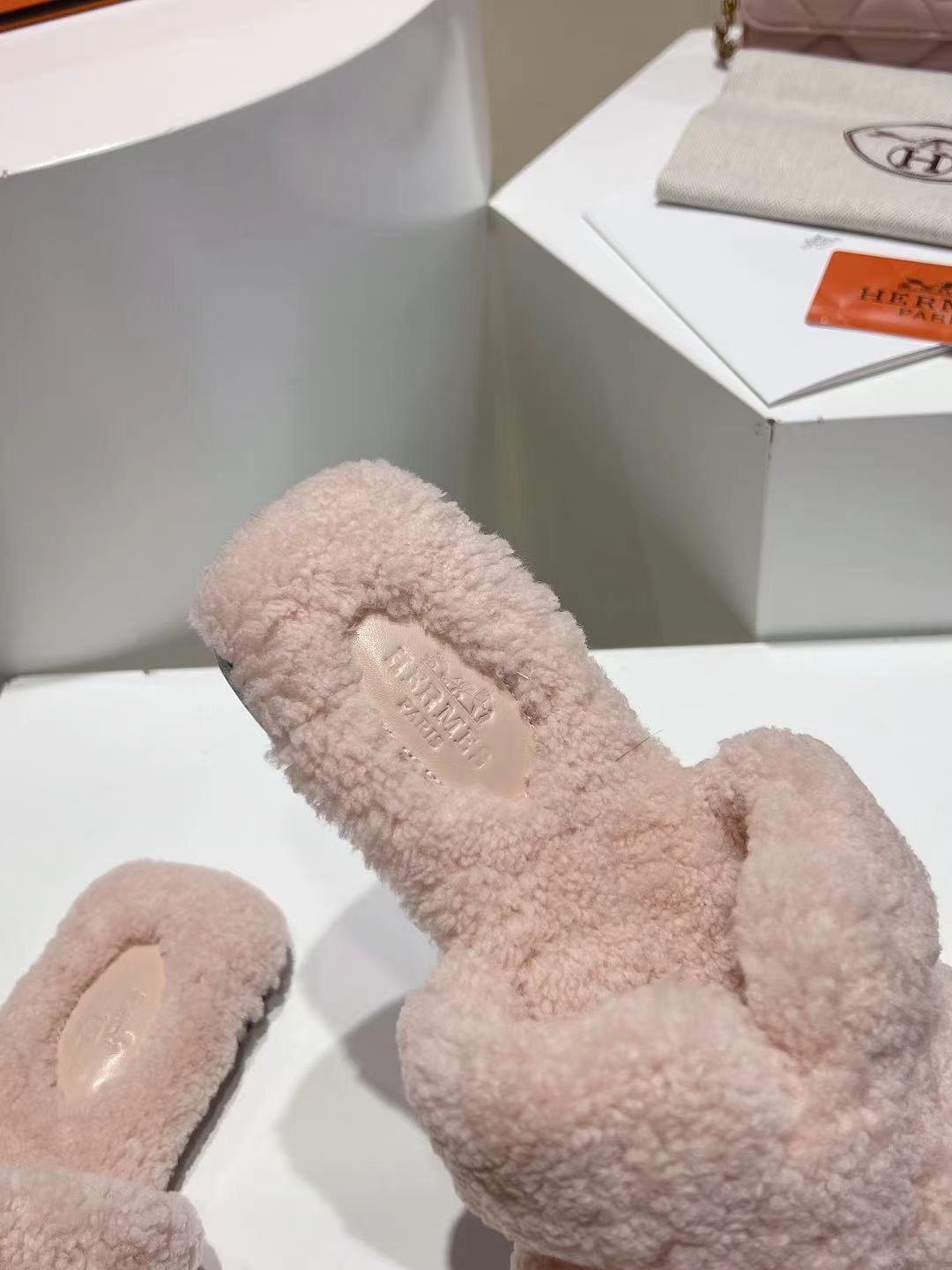 Hermès Teddy Wool Flat Slippers for Autumn/Winter - LY00240