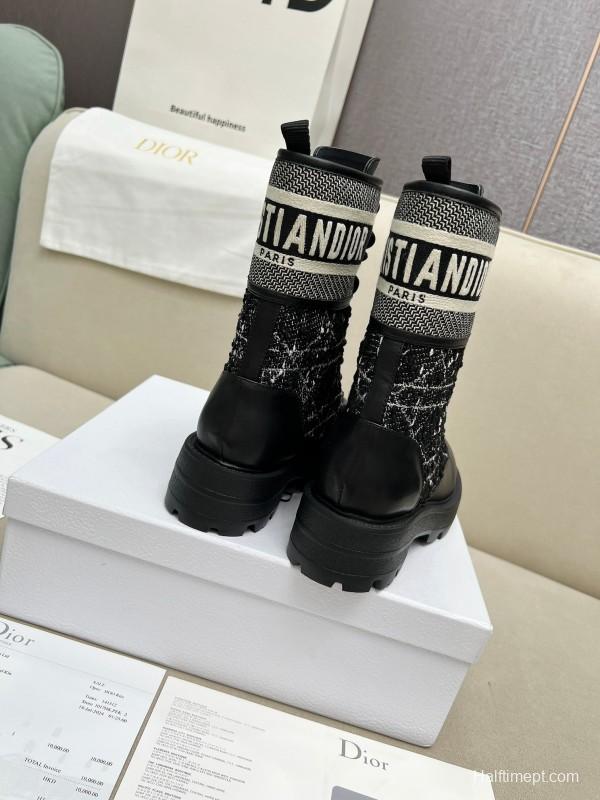 Dior Fall/Winter 2025 Retro Work Boots with Innovative Tech Embroidery - YL00350