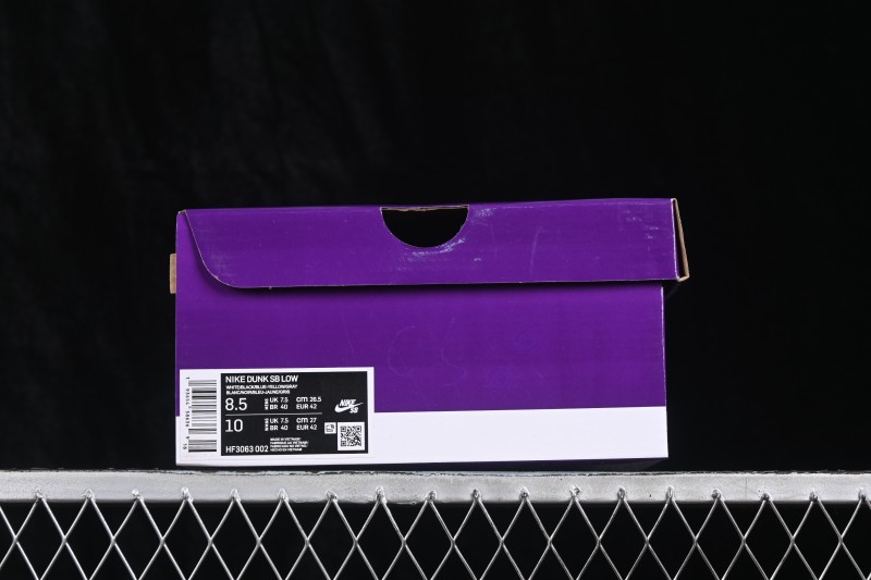 Nike SB Dunk Low Skateboarding Shoes with Premium Leather and Embroidery Craft - HF3063-002