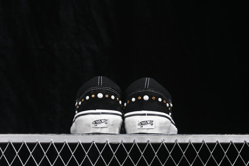 Vans Old Skool Low-Top Casual Skateboarding Shoes - VN000S52BLK