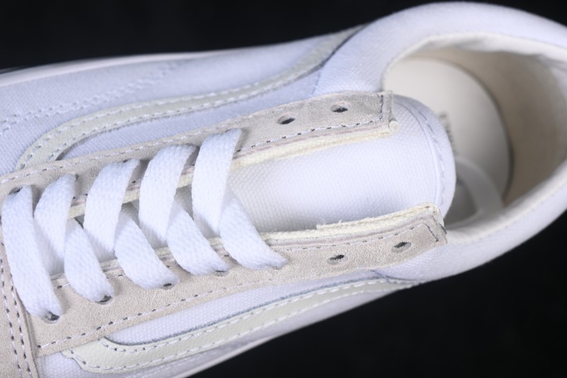 Vans Old Skool Low-Top Skateboarding Shoes - VN0A4P3XQLZ
