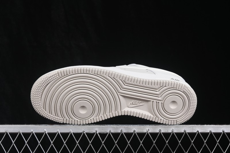 Nike Air Force 1 '07 Low Basketball Sneakers with Full-Length Air Cushion - IR1475-133