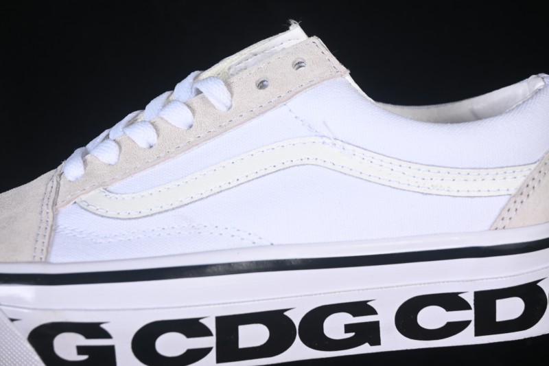 Vans Old Skool Low-Top Skateboarding Shoes - VN0A4P3XQLZ