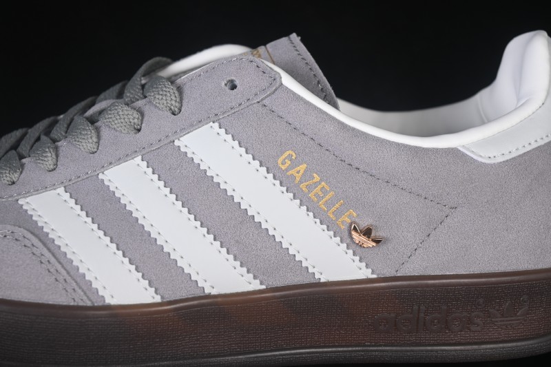Adidas Originals Gazelle Indoor Retro Skateboarding Low-Top Shoes with Anti-Slip and Wear-Resistant Design - JR2430