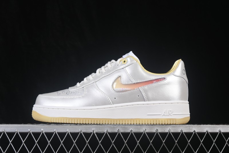 Nike Air Force 1 '07 Low Collaborative Skateboarding Shoes with Full-Length Air Cushion - IR8218-118