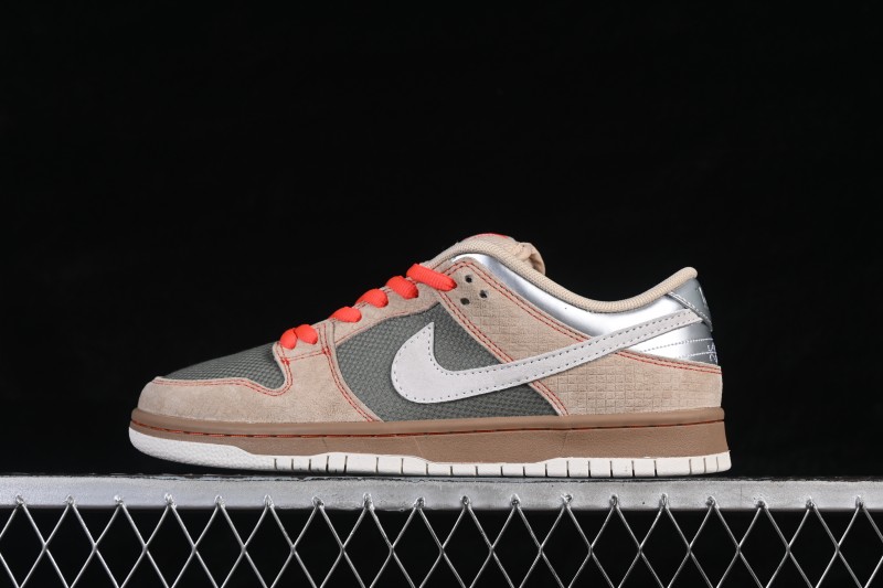 Nike SB Dunk Low Skateboarding Shoes with Premium Leather Construction - IB6206-701