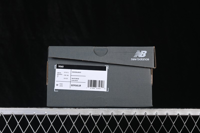 New Balance 9060 Retro Running Sneakers with ABZORB Cushioning and Suede Overlays - GC9060JR