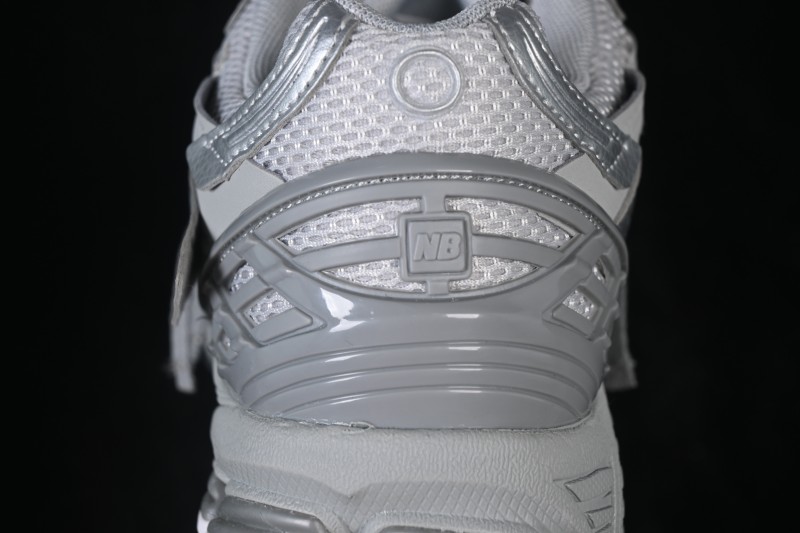 New Balance 1906 Series Retro Dad-Style Casual Running Shoes with Breathable Mesh and T-Beam Arch Support - M1906AG