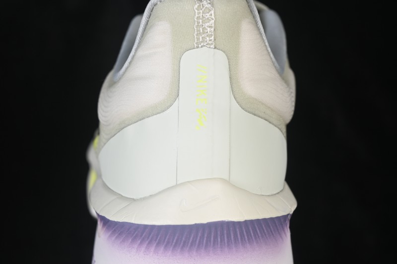 Nike Zoom Fly 6 Running Shoes with React Foam and Carbon Fiber Plate - FN8454-004