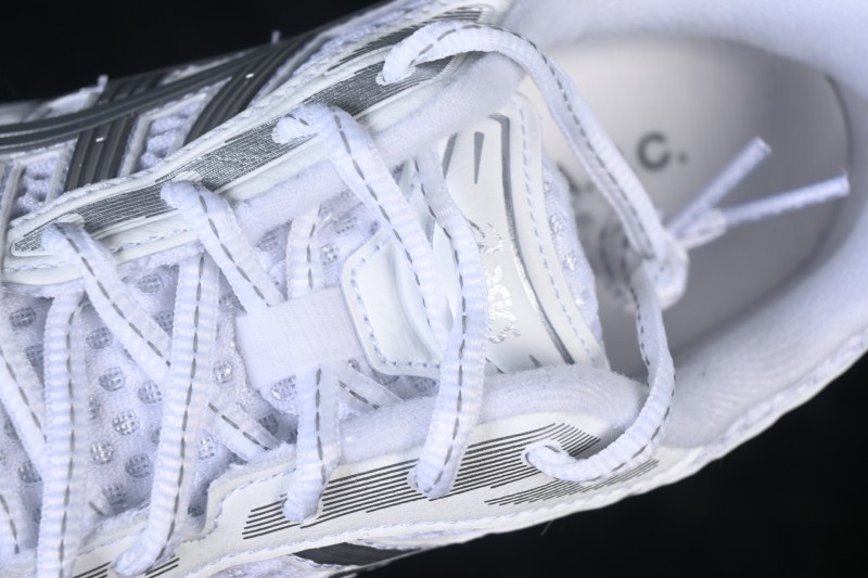 Asics Gel-Kayano 28 Running Shoes with 3D GEL Cushioning and FF BLAST PLUS Midsole - 1203A727-100