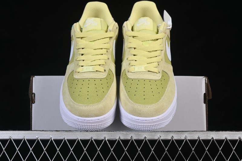 Nike Air Force 1 '07 Low Sneakers with Classic Cushioning - IQ9964-300